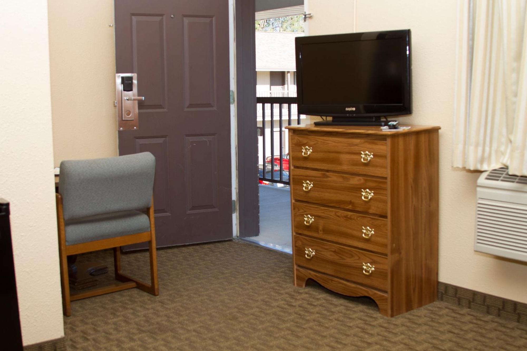 Cottonwood Inn & Suites Phillipsburg 部屋 写真